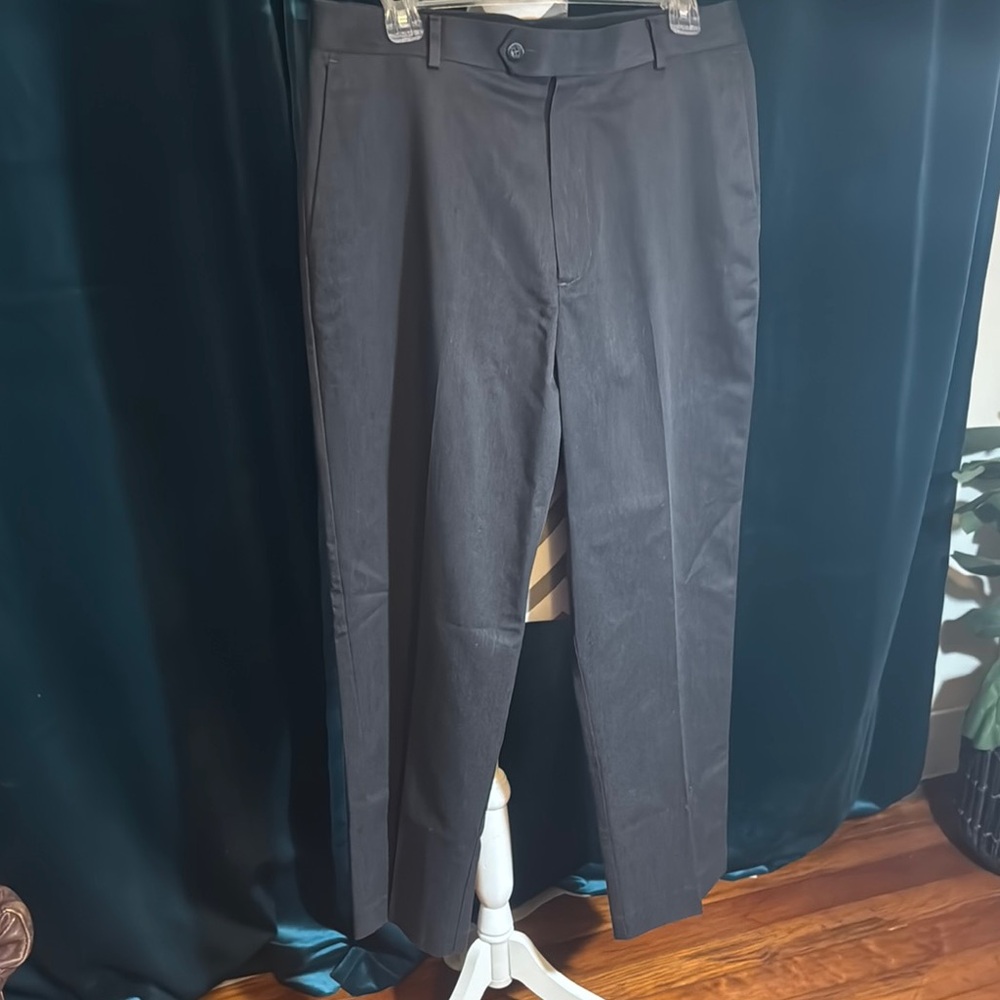Dark Gray Men’s Relaxed Fit Flat Front Dress Pants with Belt Loops by Dockers - Picture 4 of 10